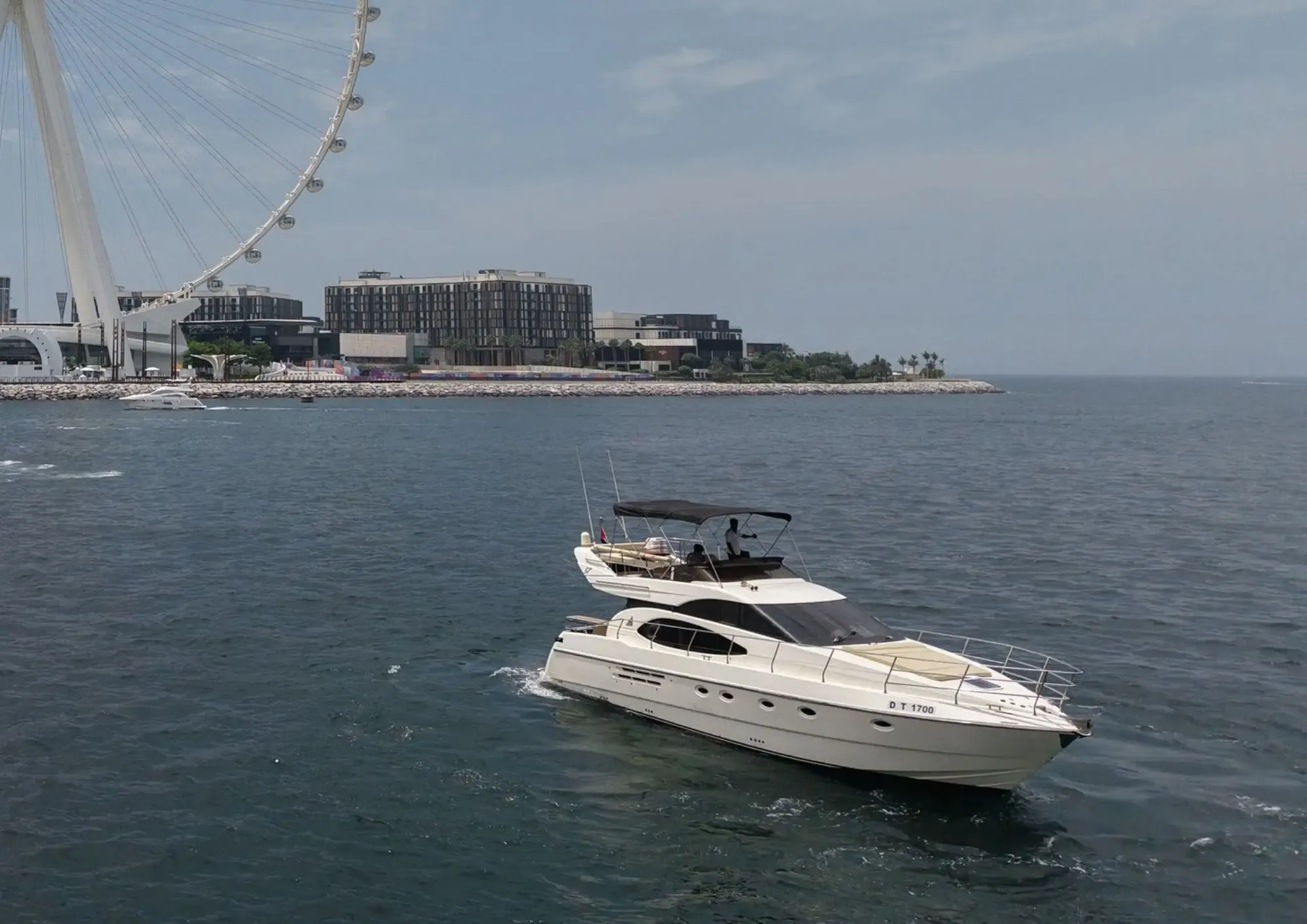 Azimut 57 - Image 15