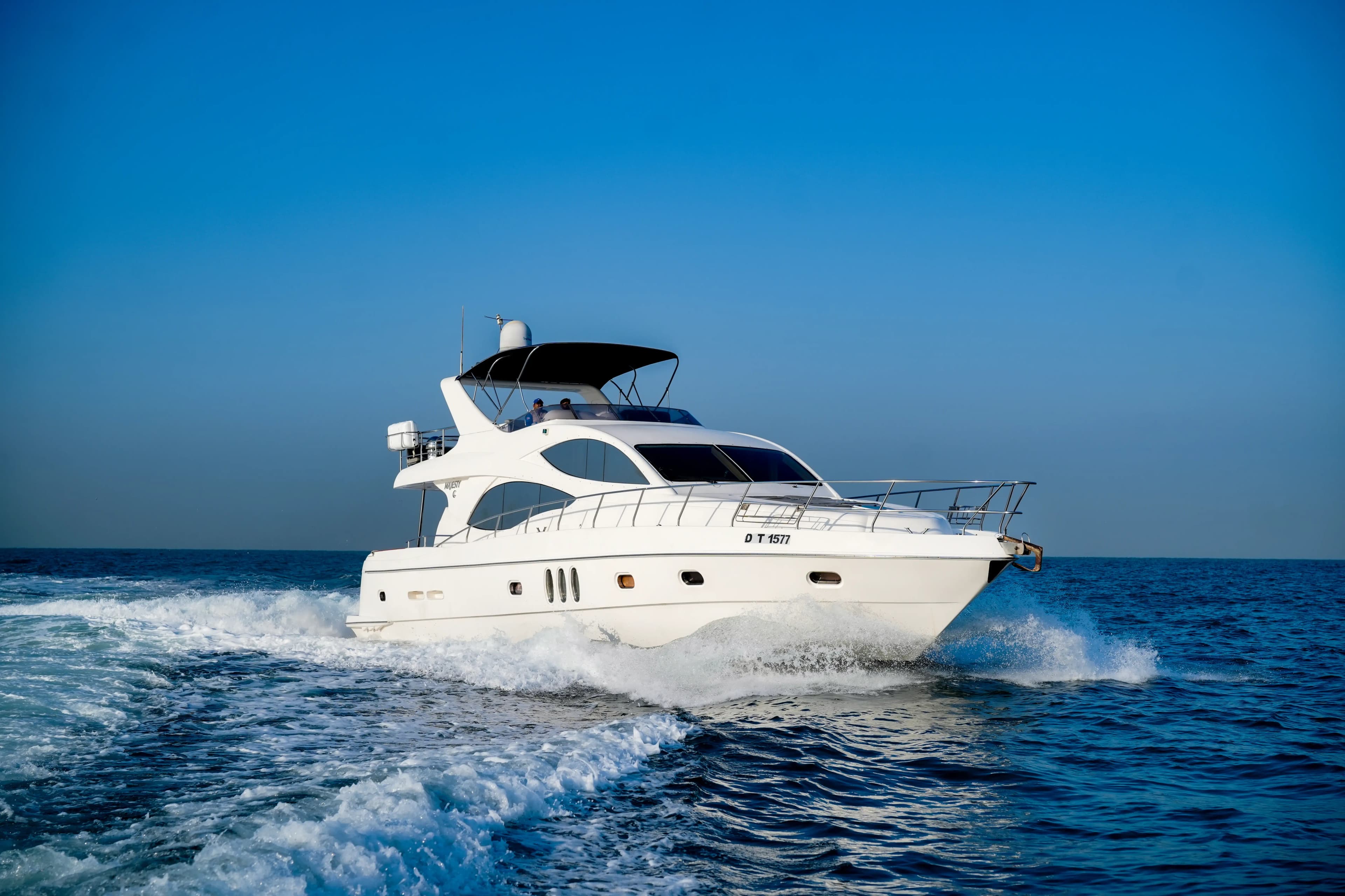 Azimut 57 - Image 3