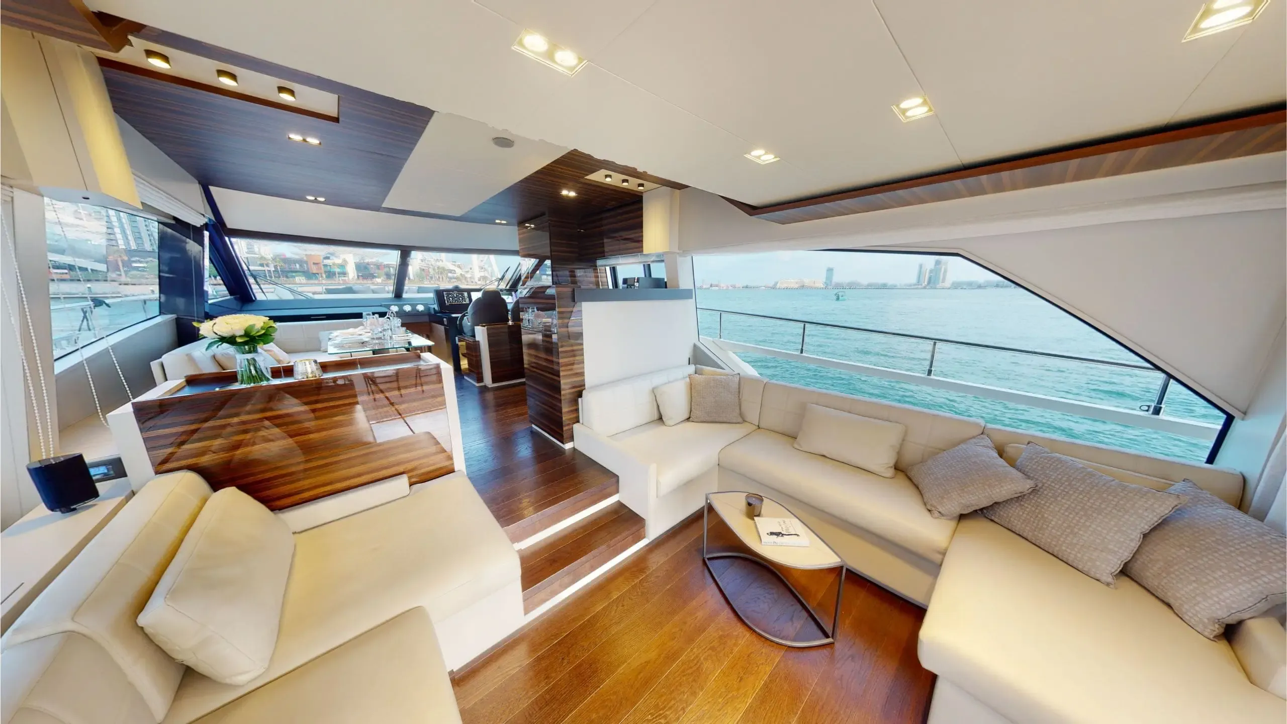 Ferretti 67 - Image 15