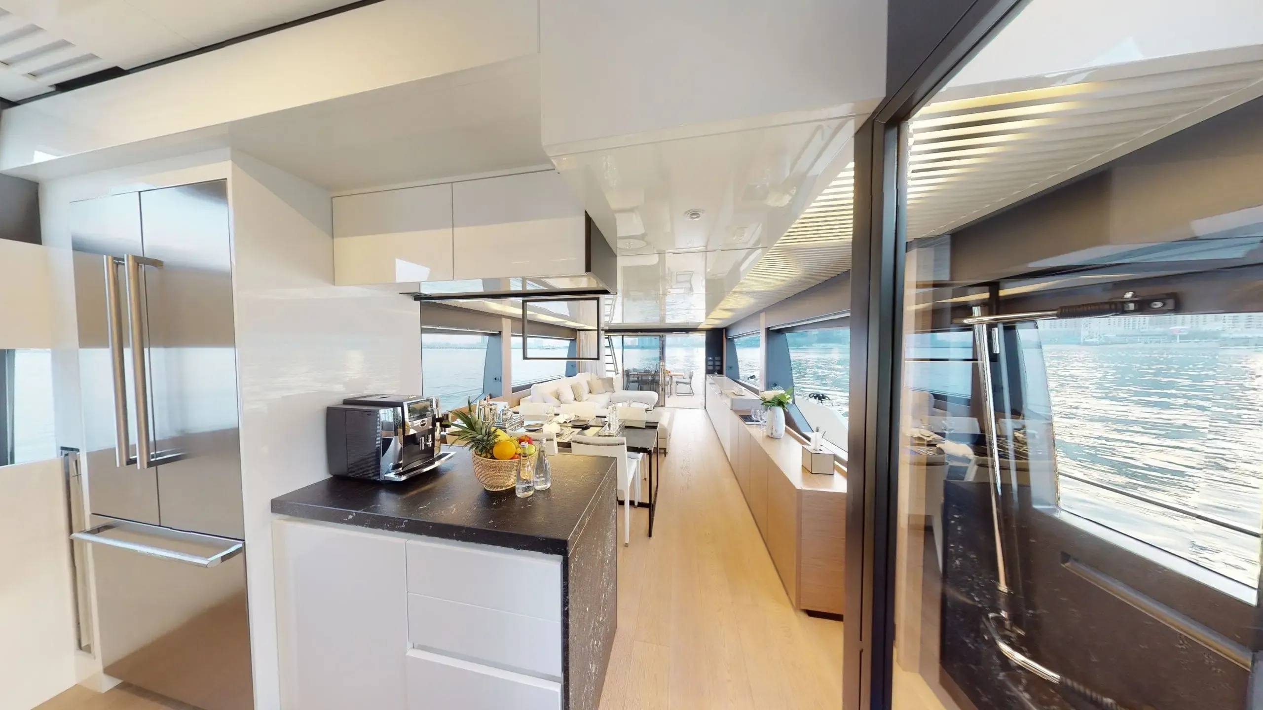 Ferretti 78 - Image 10