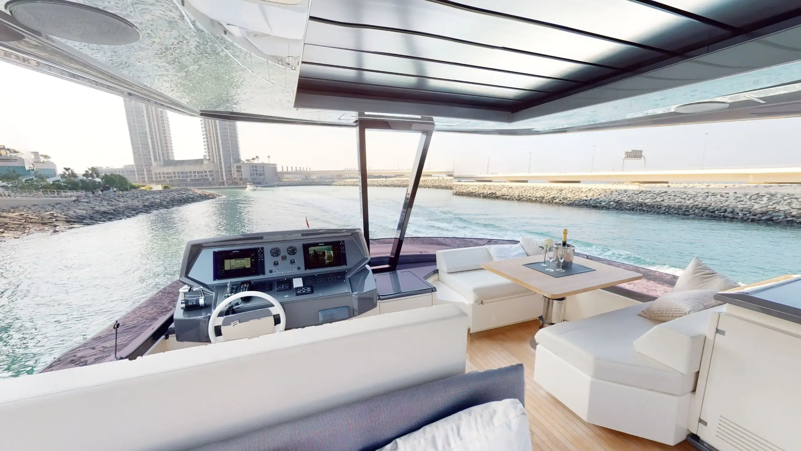 Ferretti 78 - Image 14