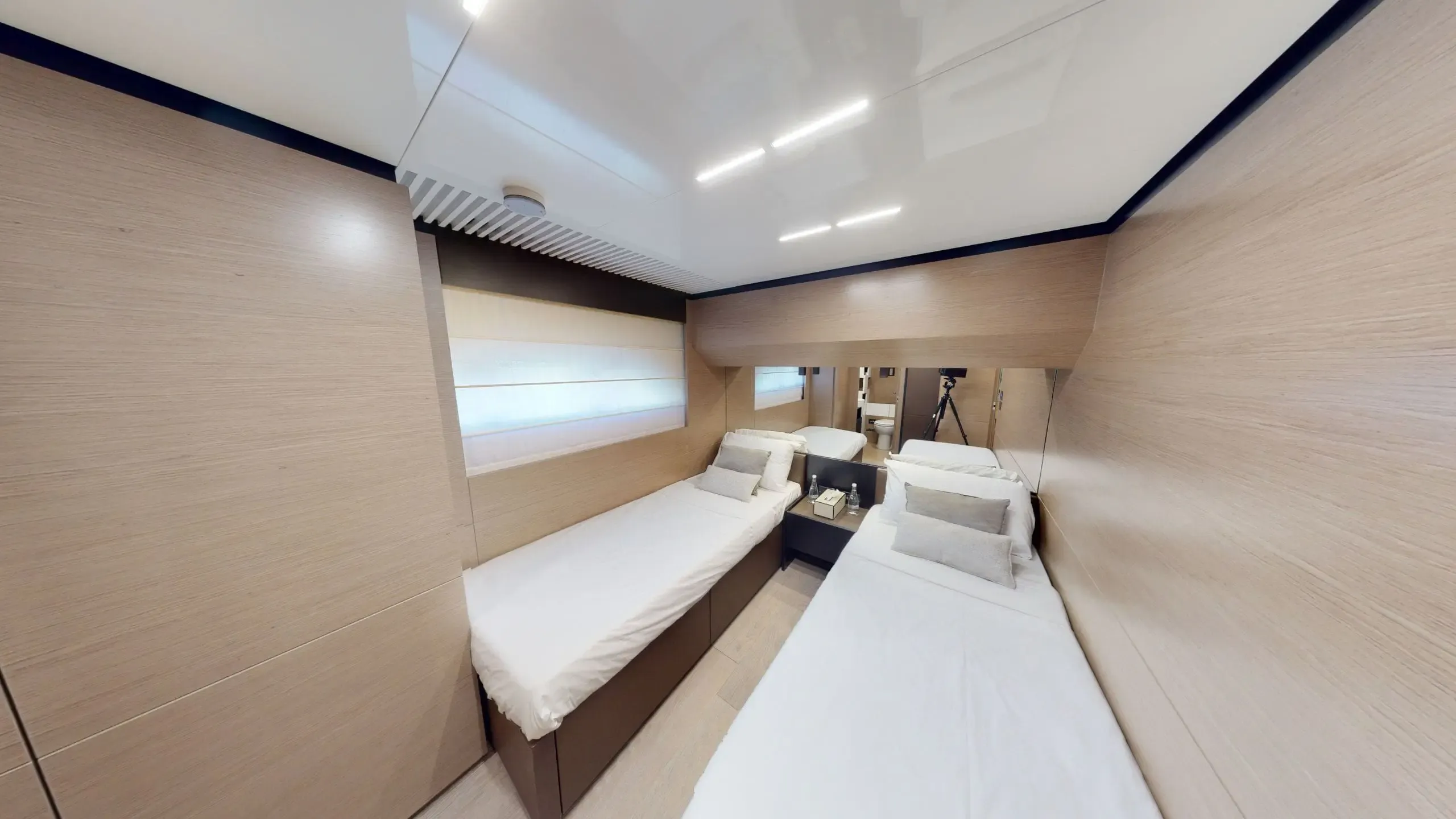 Ferretti 78 - Image 20