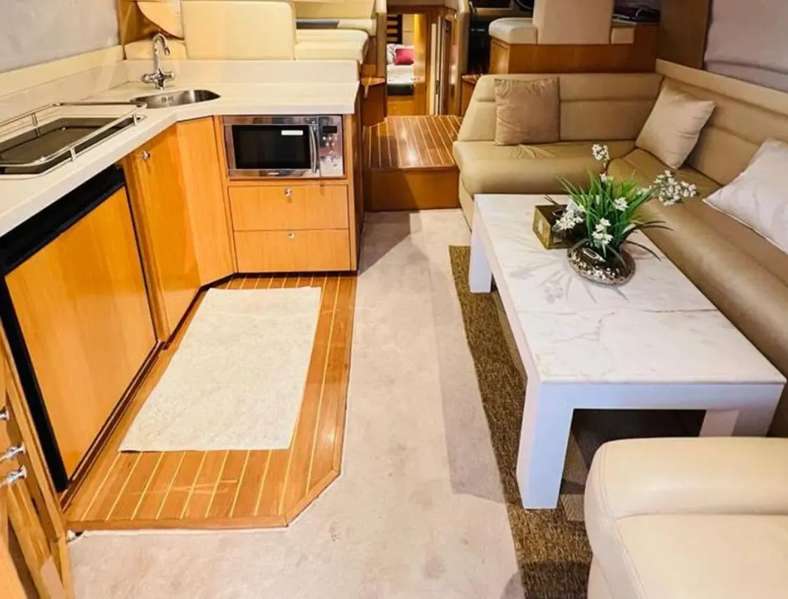 Majesty 44 - Image 7