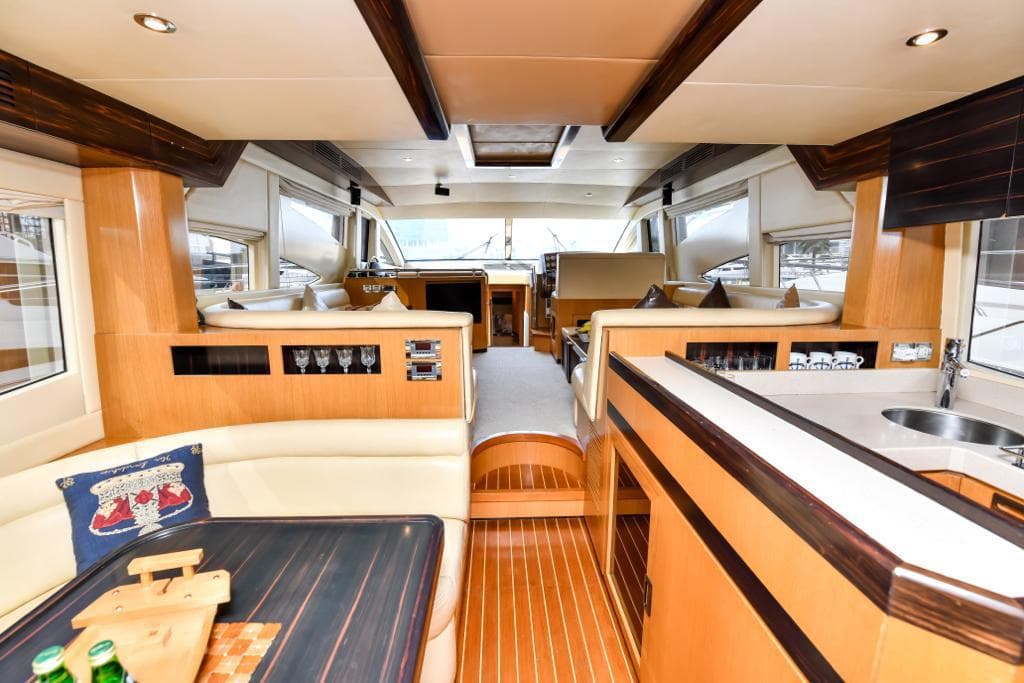 Majesty 66 II - Image 4