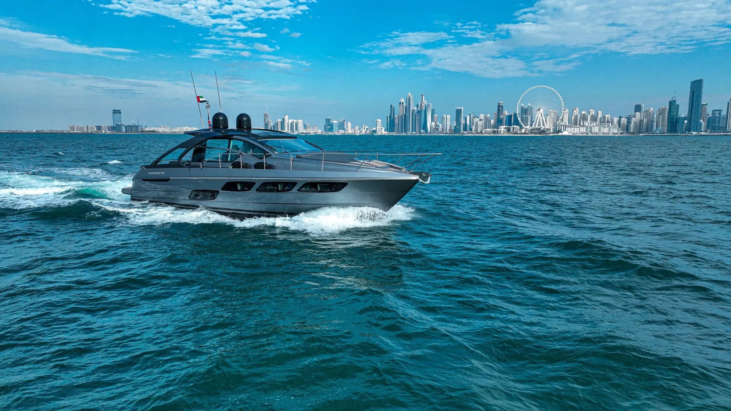 Pershing Shark Grey