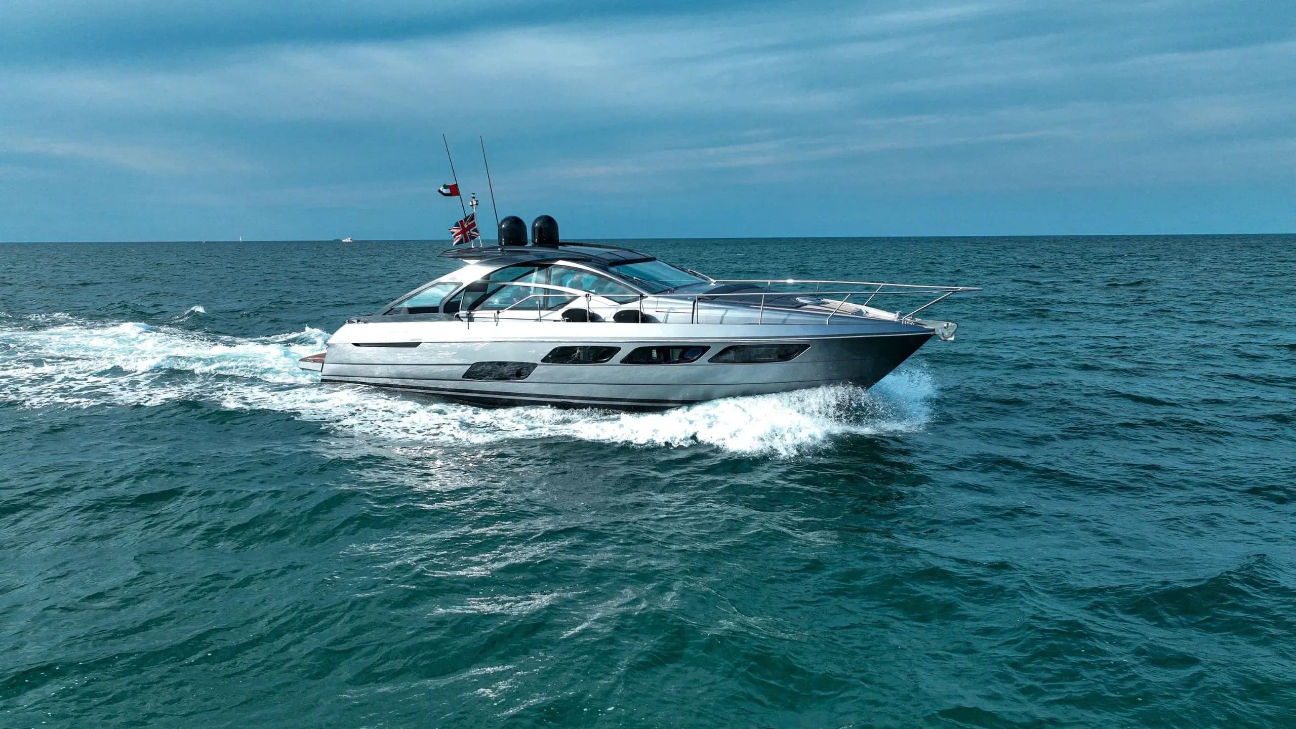 Pershing Shark Grey - Image 3