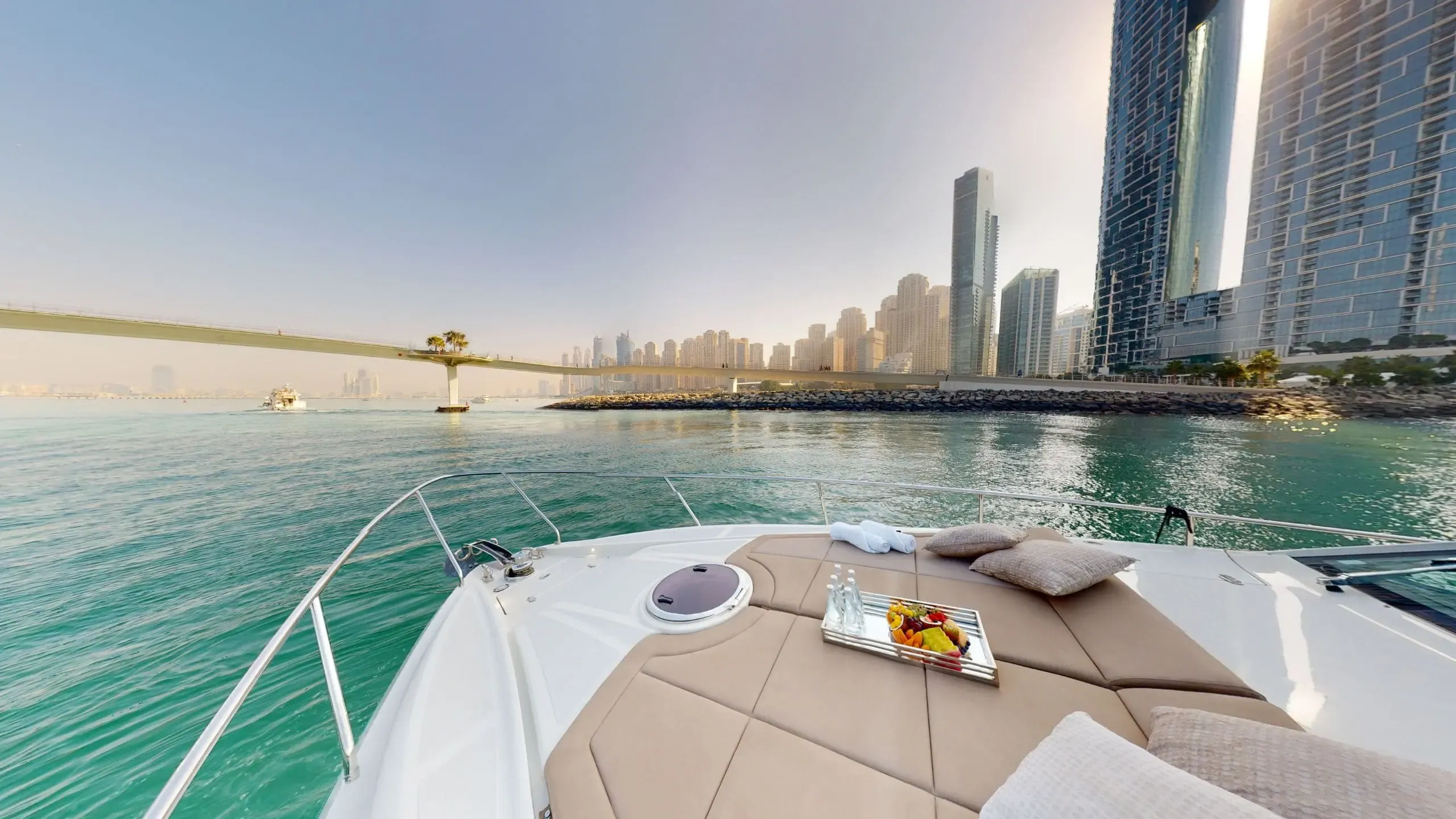 Pershing White Pearl - Image 11