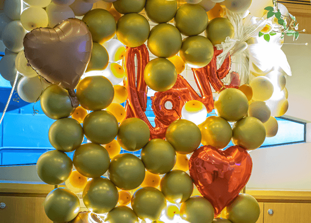 Arch Frame Pop-up with Balloons and Lights