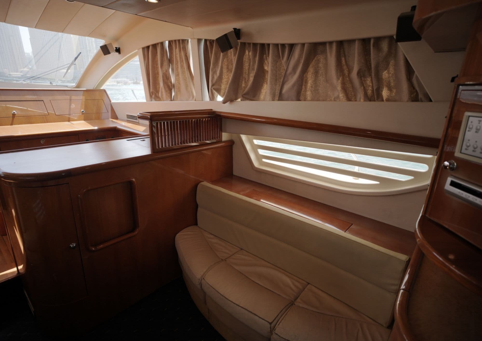 Enterprise 48ft yacht rental Dubai gallery image 6