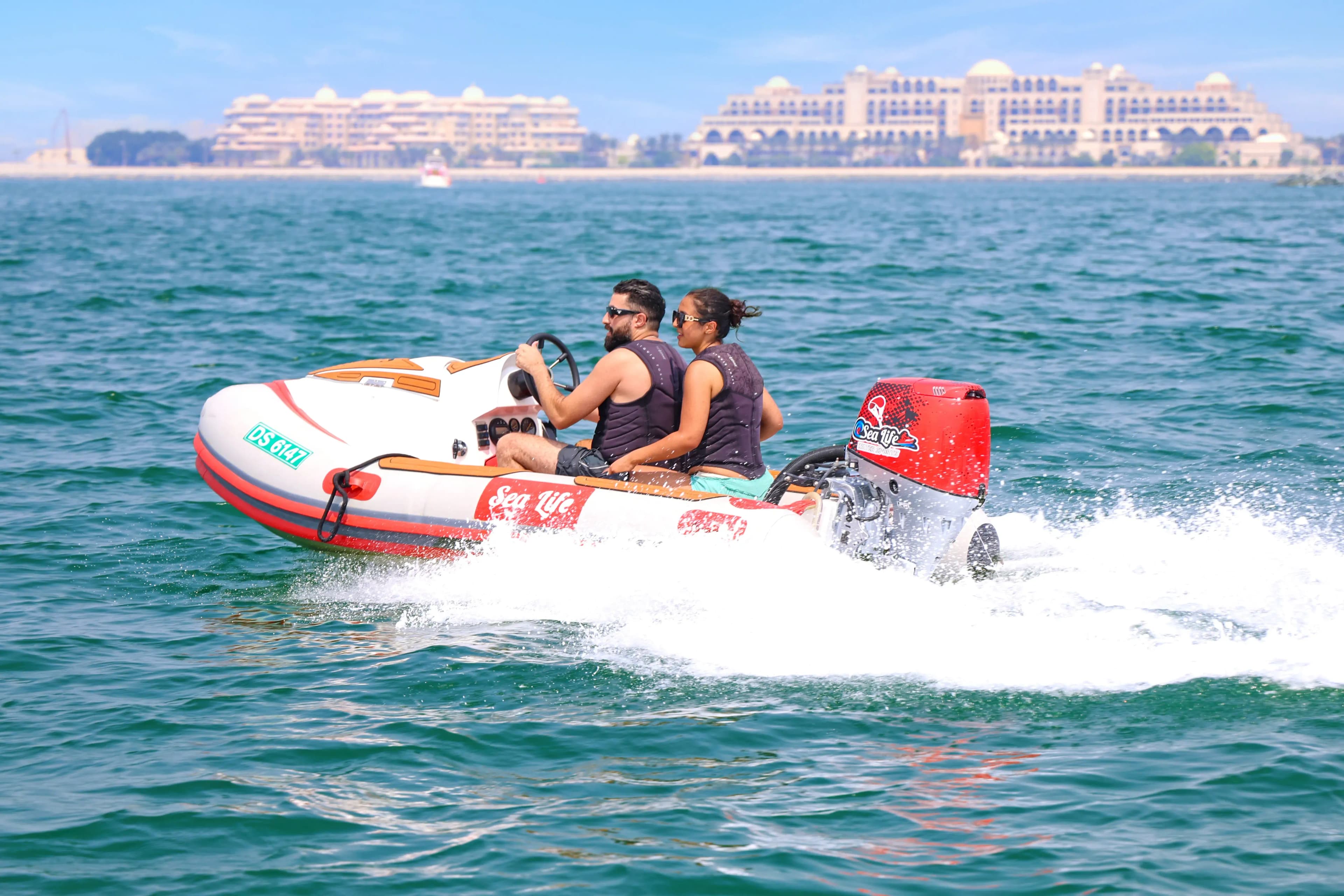 Self Drive Tour Boat (90 Mins)